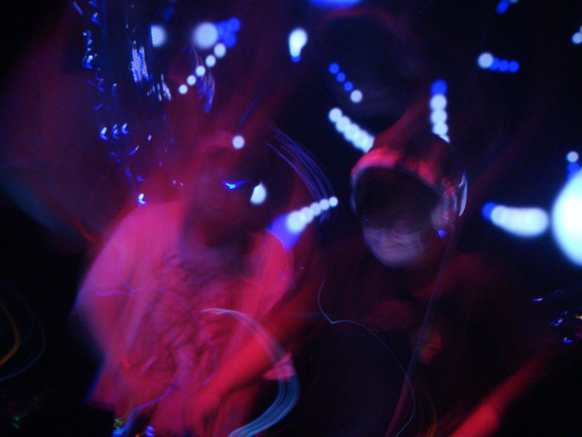 HYPERLOCK tweet media