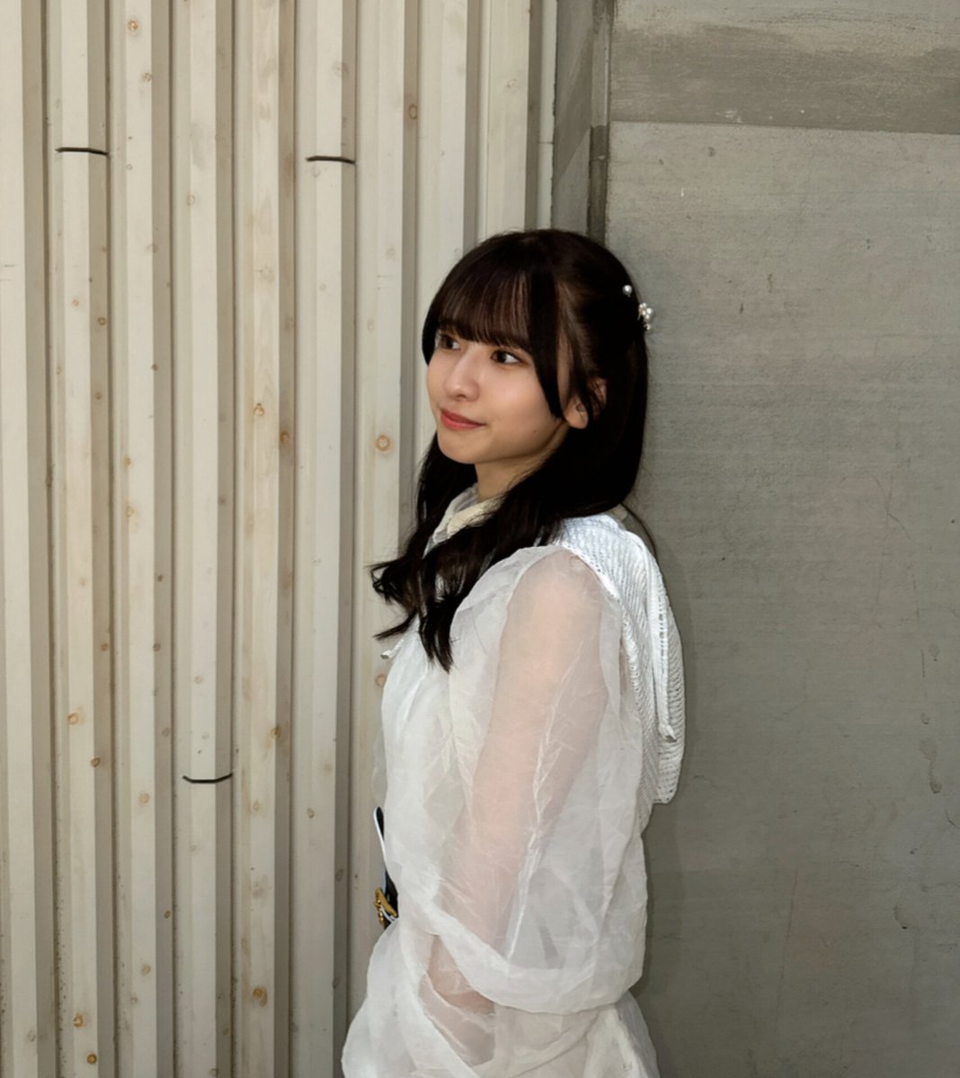 今までの乃木坂で最も好きなビジュアルは、それまでの猶予MVの菅原咲月です。