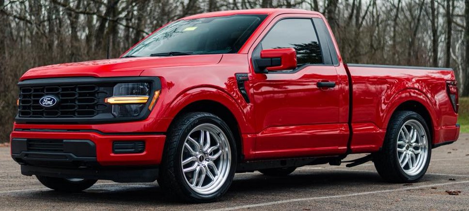 RobotPete's tweet image. If @ford started dropping Godzilla's into these, I would be there in a heartbeat....🦖🦖🦖