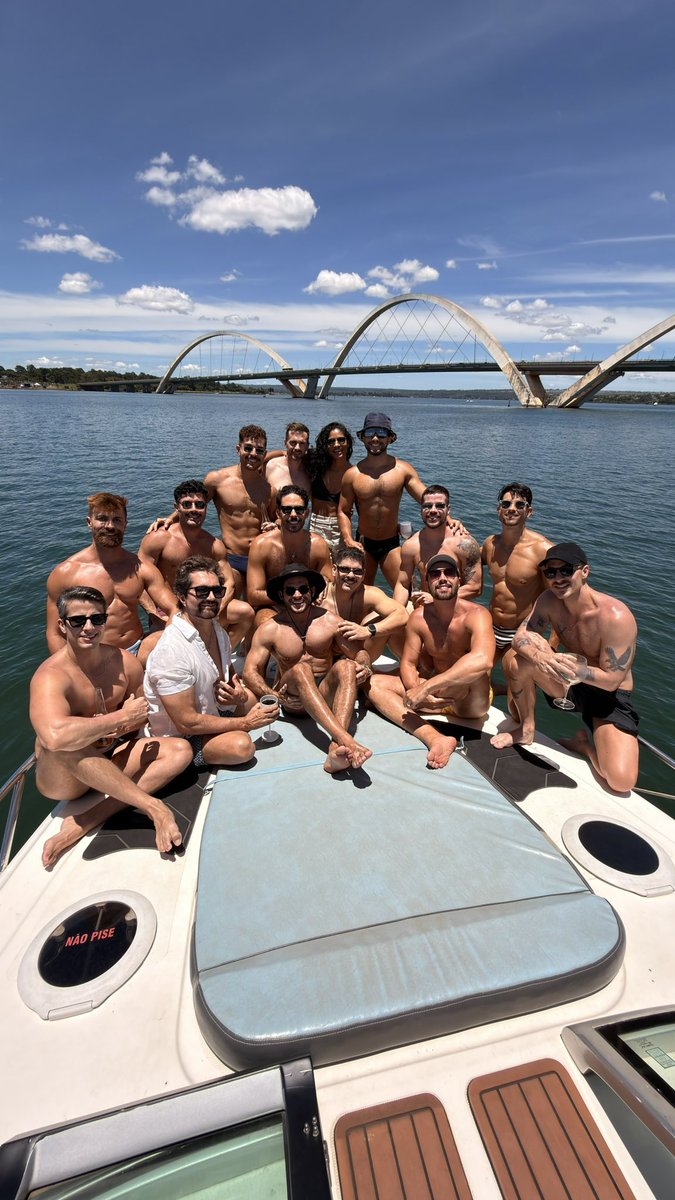 um negroni pfvr tweet media