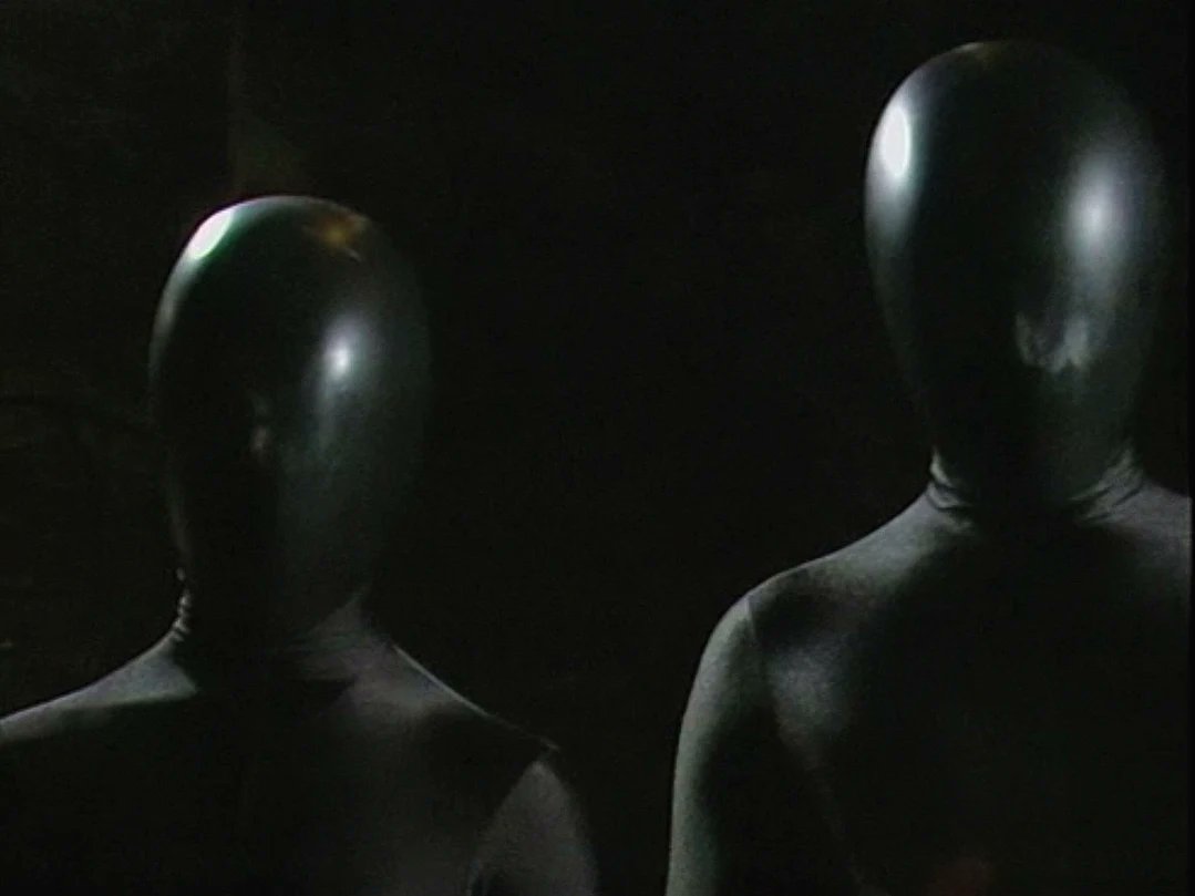 WhosThatGav's tweet image. #nowwatching #DoctorWho #Earthshock 💿📺