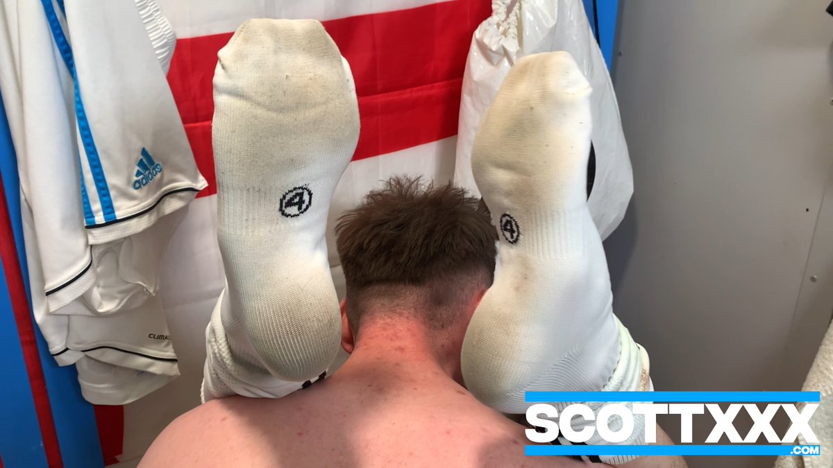 realScottXXX's tweet photo. 🔵 CHANGING ROOM DIARIES 44: THE SMELL OF VICTORY 🔵

⚠️ 20 MINUTES OF RAW POST-MATCH FOOTIE LADS
🧦 STINKY SOCKS STRAIGHT FROM THE BOOTS
🤤 BIG UNCUT BAREBACK FUCKING
🔥 PURE AFTER-GAME MUSK &amp; MASCULINE ENERGY

▶️🔥 Watch EXCLUSIVELY on 👉 https://t.co/fHlF3ajtFF https://t.co/z4PZ7vUYx9
