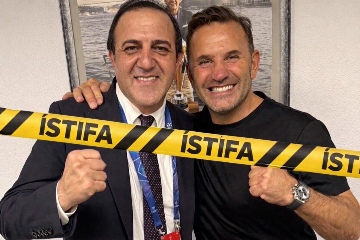 -2 sene İcardi şampiyon yaptı 
-1 sene Osimhen şampiyon yaptı
-Oyun olmadigi için Avrupa'da rezil olduk
-Senin bu takıma boşa para harcatmaktan başka hiçbir katkin yok.