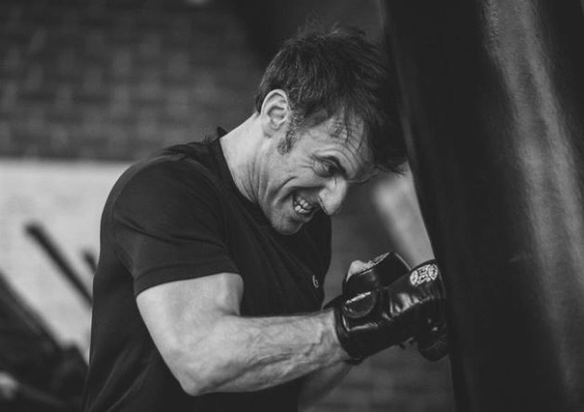 Pascal11703's tweet image. Macron boxeur, Macron pilote, Macron sous marinier, Macron banquier...