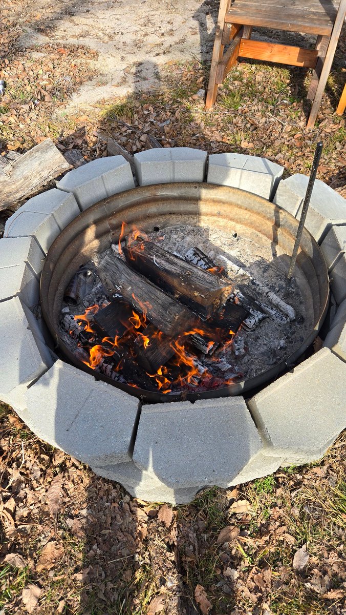 RealSeanithan's tweet image. Don't go inside and get a jacket: just add fuel to the fire.