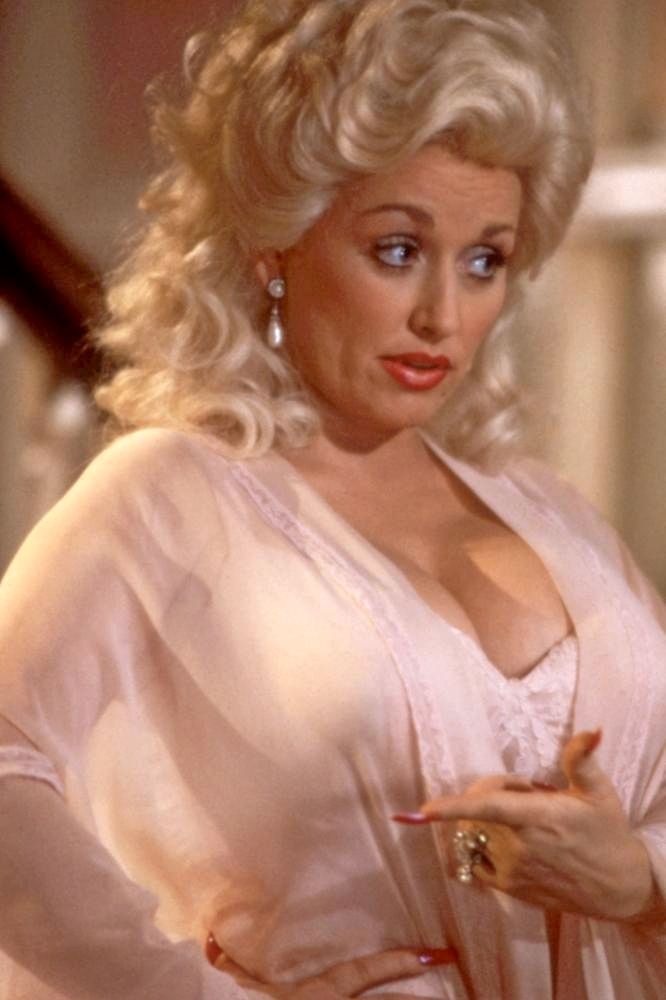 RetroTotty's tweet image. A huge #80th #HappyBirthday to #countrymusic #Legend #GRAMMYs &amp;amp; #Emmys award winner, #DollyParton