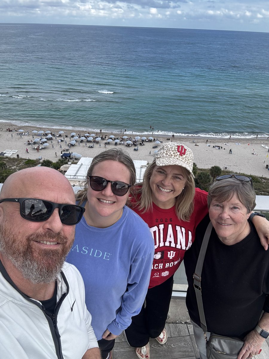 Chris Bennett tweet media