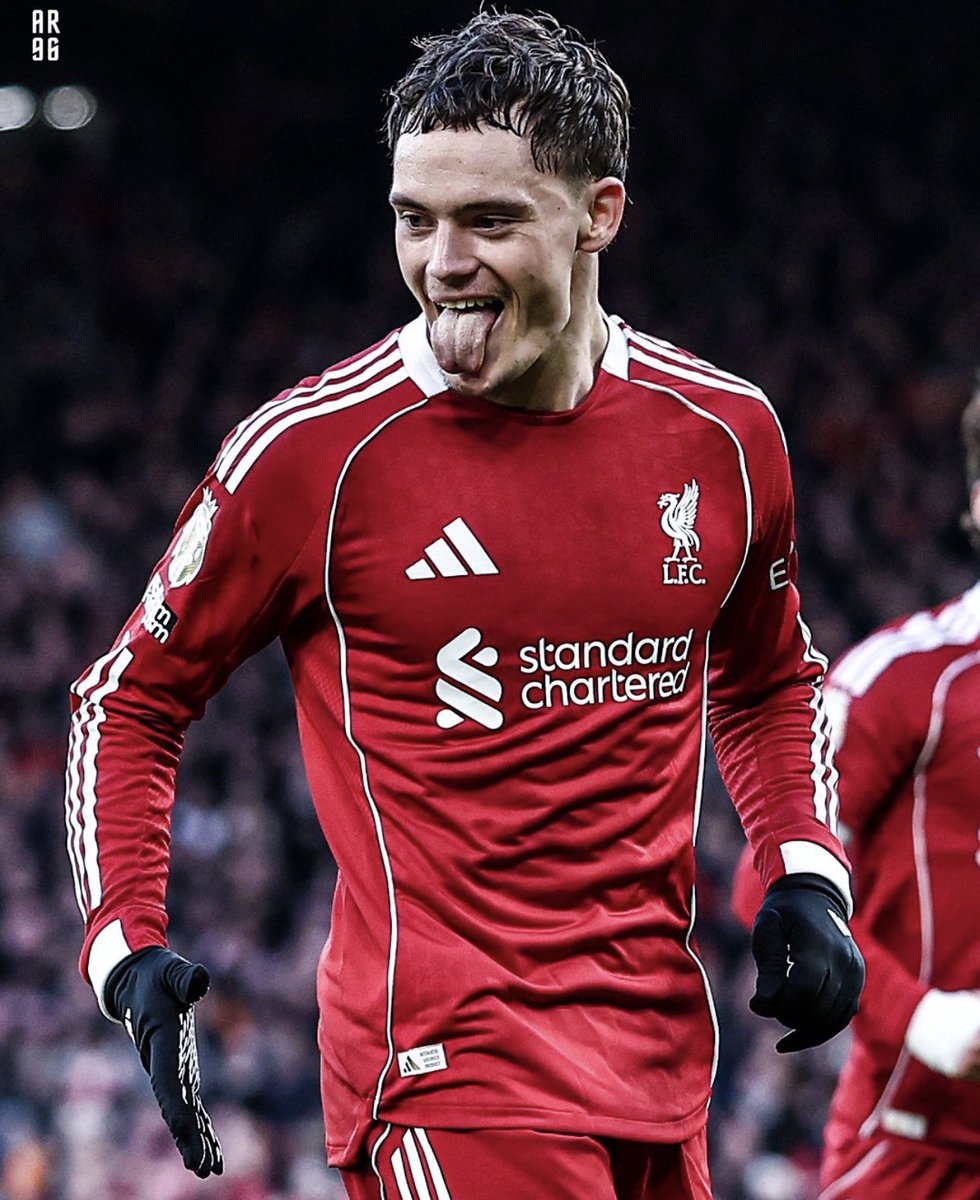 🚨 Jürgen Klopp à Florian Wirtz 🇩🇪 : 

« 𝗟𝗔𝗜𝗦𝗦𝗘-𝗟𝗘𝗦 𝗗𝗢𝗨𝗧𝗘𝗥. 𝗥𝗘𝗦𝗧𝗘 𝗖𝗔𝗟𝗠𝗘. 𝗧𝗢𝗡 𝗛𝗘𝗨𝗥𝗘 𝗩𝗜𝗘𝗡𝗗𝗥𝗔. » 

6 G/A en 7 matchs.