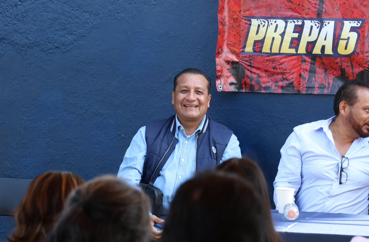 Este sábado participé en el foro “Venezuela en resistencia: soberanía, dignidad y defensa de los pueblos”.
Fue un gusto saludar a la embajadora de la República Bolivariana de Venezuela, Stella Lugo de Montilla.
La soberanía de los pueblos se respeta y se defiende.