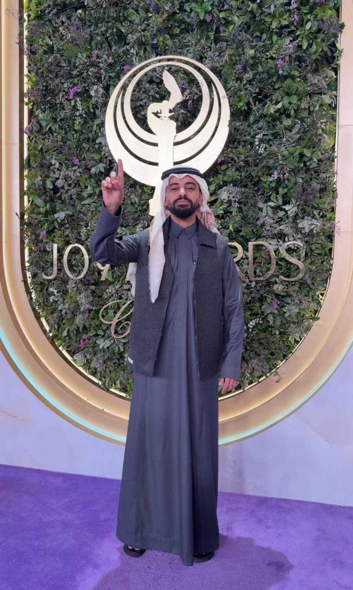 _oc25's tweet image. اخاخاخاخاخخخخ يمين بالله مستحقة والله🥇