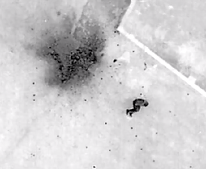 RojavaNetwork's tweet photo. Footage showing SDF drones hunting HTS terrorists https://t.co/jCrnGQYmMR