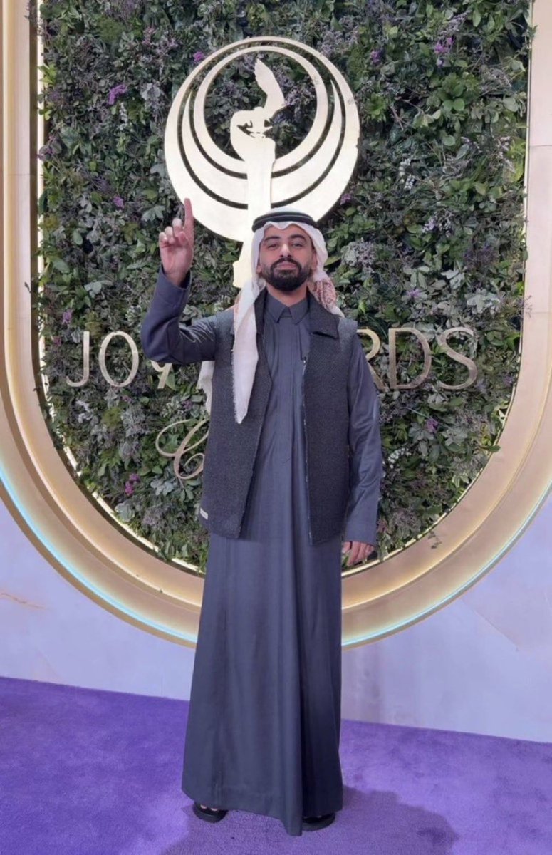 الف الف مبروك ريان تعبت و نلت و يا حظ الجائزة فيك والله 🤍