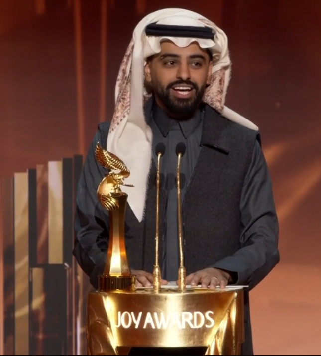 قسسم بالله وتالله ان الجائزه هي اللي تستااااااهلك الف الف الف مبروك ي ابوملللللللللللللللللك
<a href="/MjrmGemz/">مجرم قيمز 🇸🇦</a>