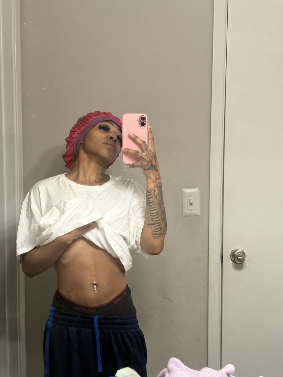 slim 🍒😫♐️ tweet media