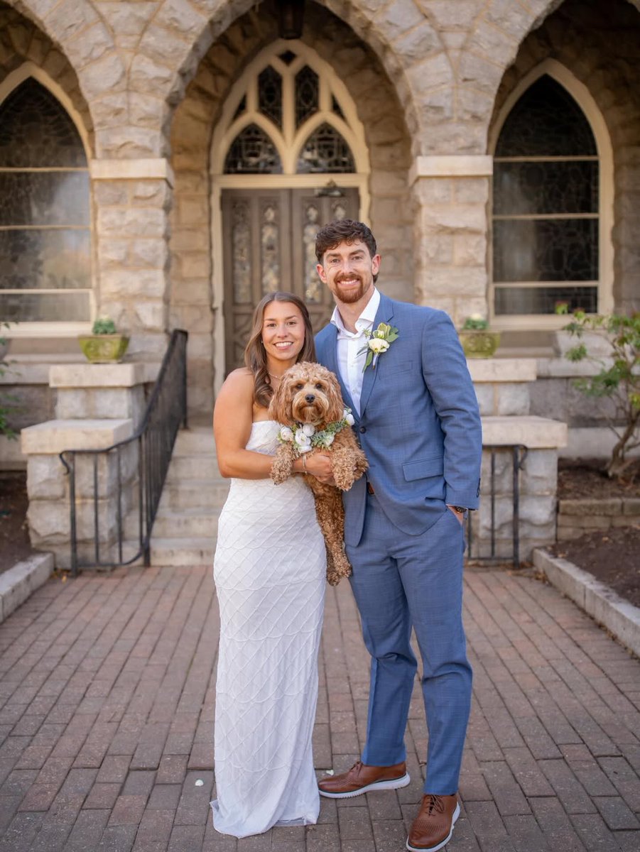 SNY_Mets's tweet image. Congratulations to Nolan McLean and his wife, Avery, on getting married this weekend! 💍

(via averymclean_, nolanmclean/IG)