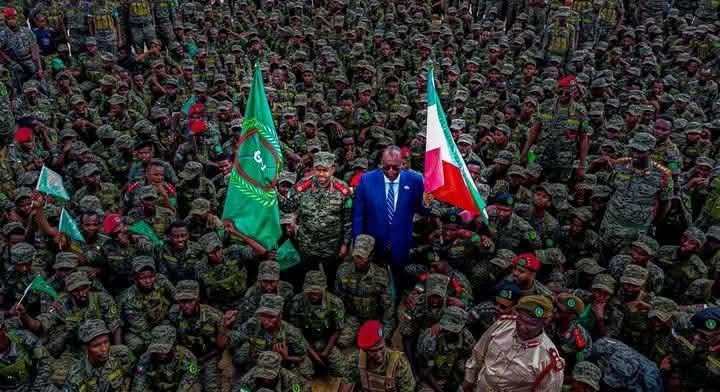 mxmcaabi's tweet image. Aarka Guuxa, Ka Baneee.