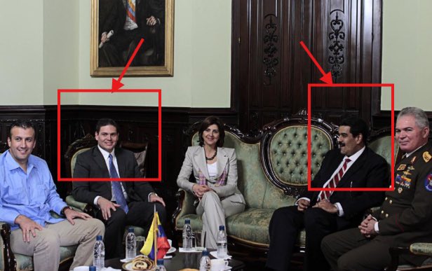 Pinzón es un cobarde HIJUEPUTA. A Garrido le tiró mierda entre líneas porque es un gallina, al tigre le tira mierda entre líneas porque es un gallina. 

Y este malparido cobarde sin pantalones aliado de regímenes de tiranías, es el que dice que acabará con la guerrilla.
Jajajaja