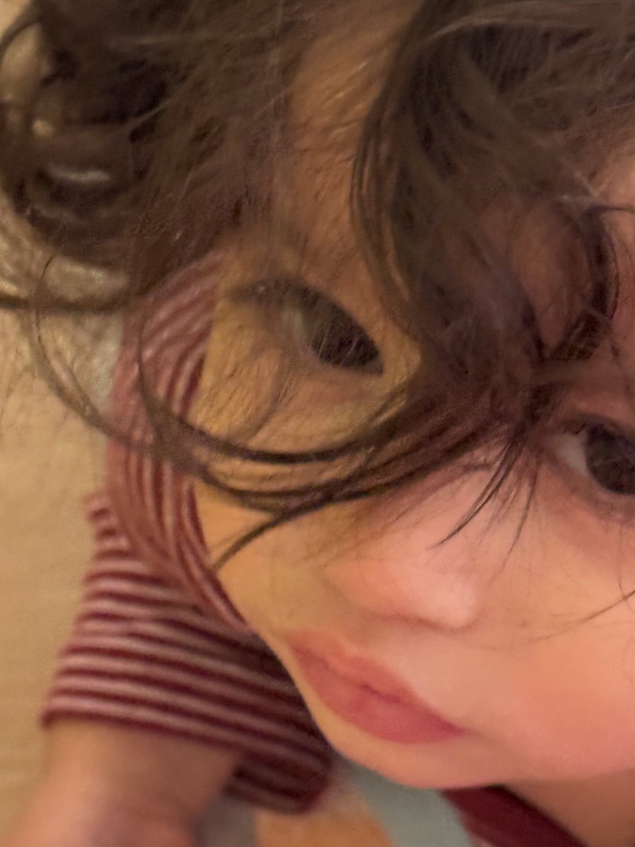 Amy Oliver tweet media