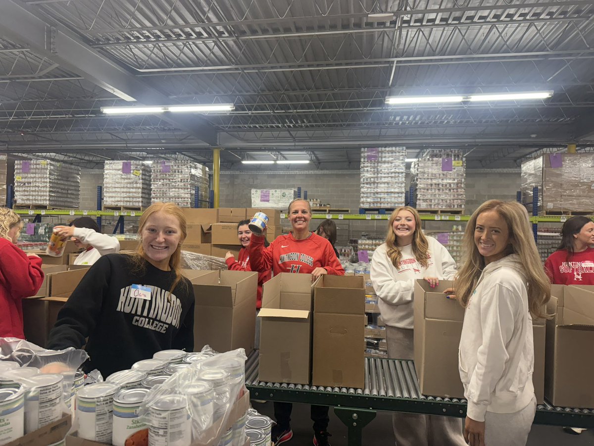 Huntingdon College Softball tweet media