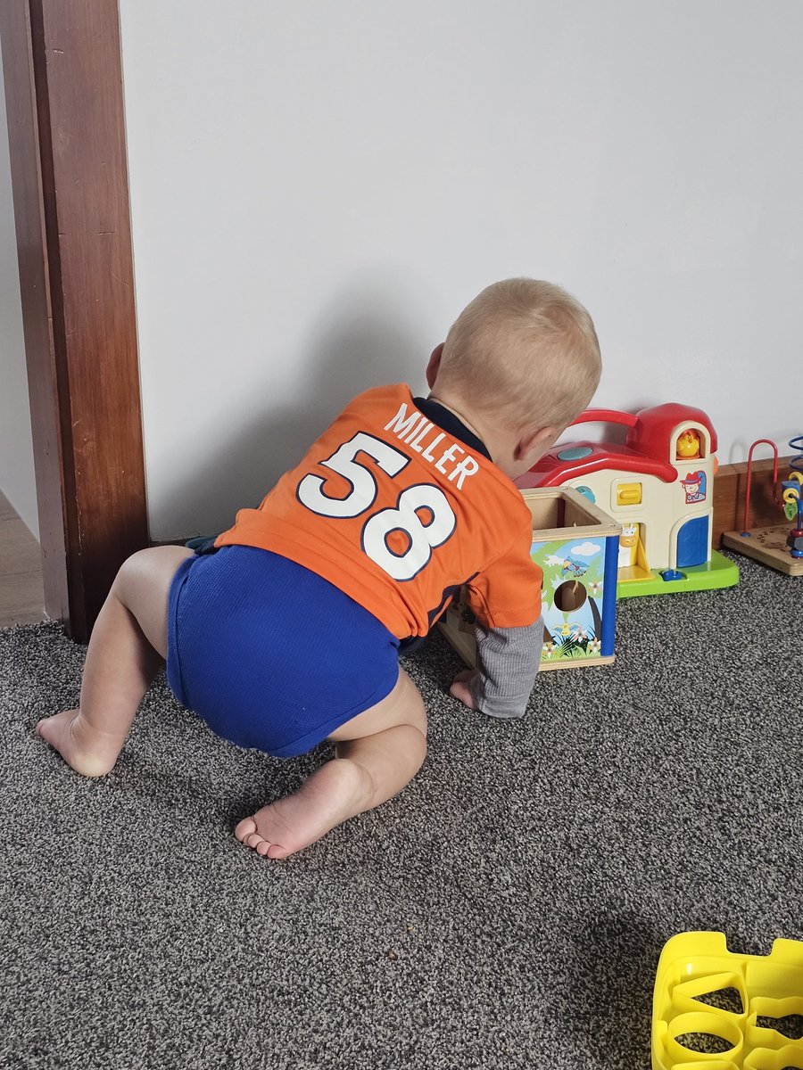 RedGambit19's tweet image. In Christchurch, New Zealand counting down the minutes until the @Broncos take care of business today against the Buffalo Bills for the Divisional Round victory! @NFL @VonMiller #BroncosCountry