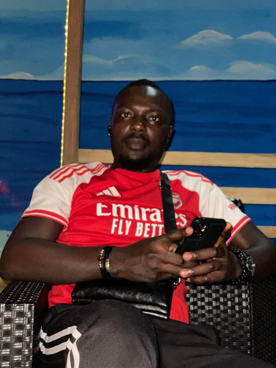 CapacityLeader's tweet photo. Hypocrisy is when Football pundits will ignore Manchester City loss to a coach less Manchester United despite their January signings but debate heavily on Arsenal draw. https://t.co/xVnuoC92DX