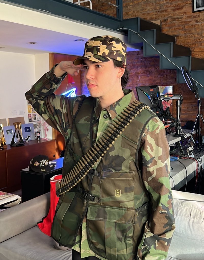 SpreenDMC's tweet image. el entramiento de hoy fue 
Burpees
Saltos y sprints
Circuito de Obstáculos
Abdominales y Planchas
Sentadillas y estocadas