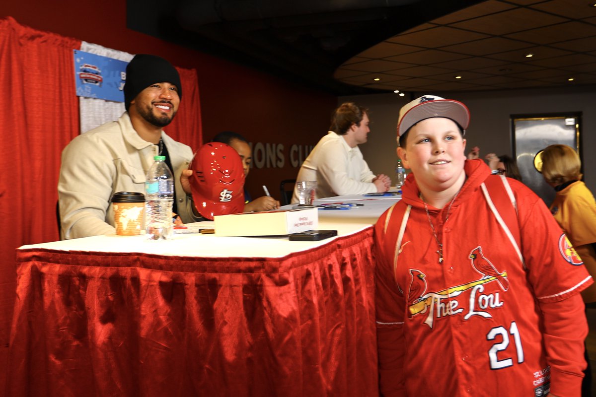 Cardinals's tweet photo. Back at the ballpark with the Best Fans In Baseball ❤️ https://t.co/1wdcw9YI6h