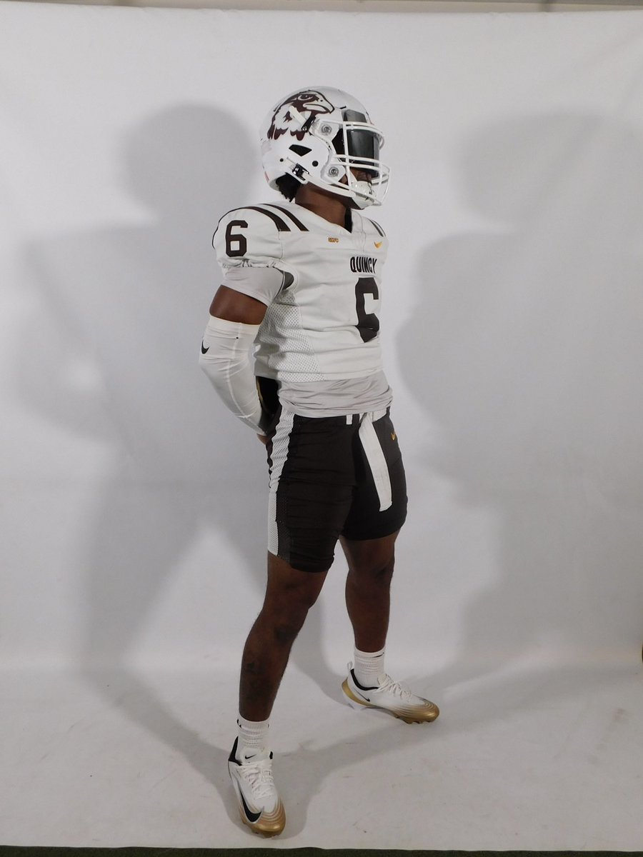 BurrellAiden's tweet image. Home @QUHawksFootball #Committed