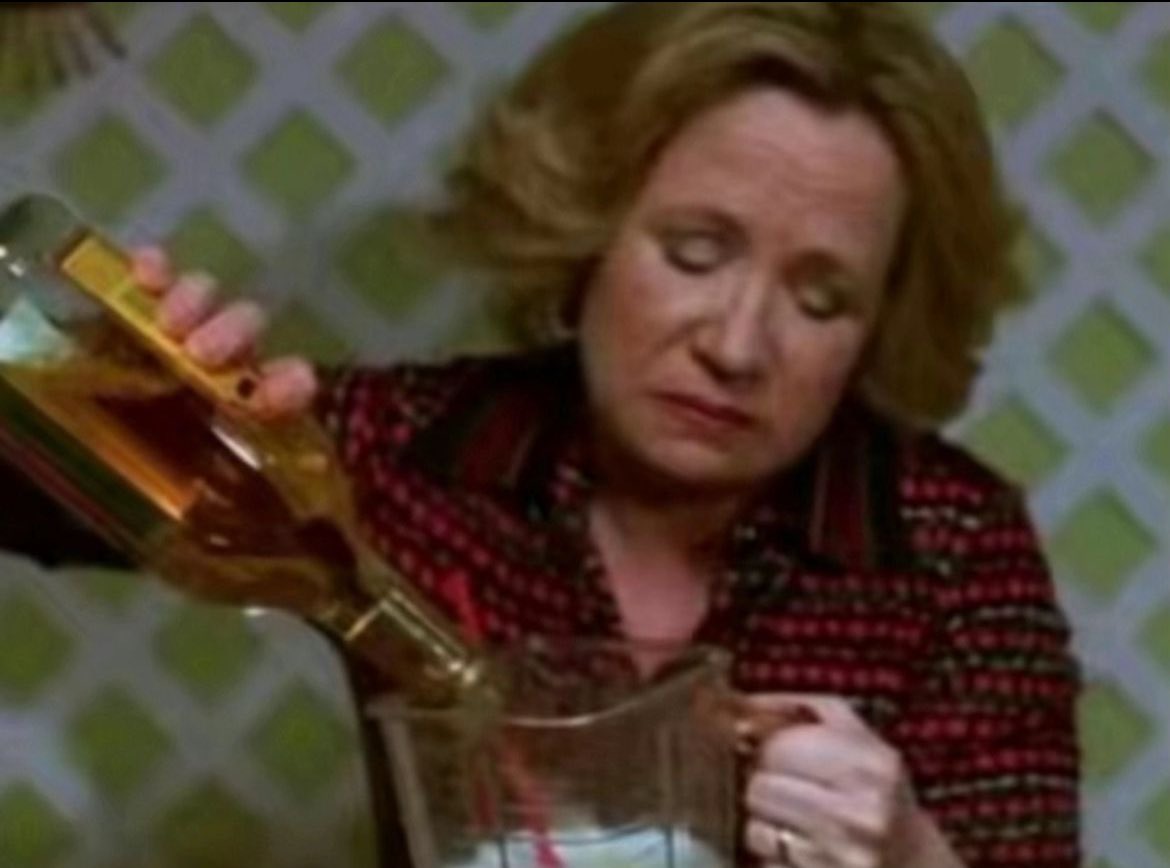 gsstringg's tweet image. I deserve to be rich sin tener q trabajar