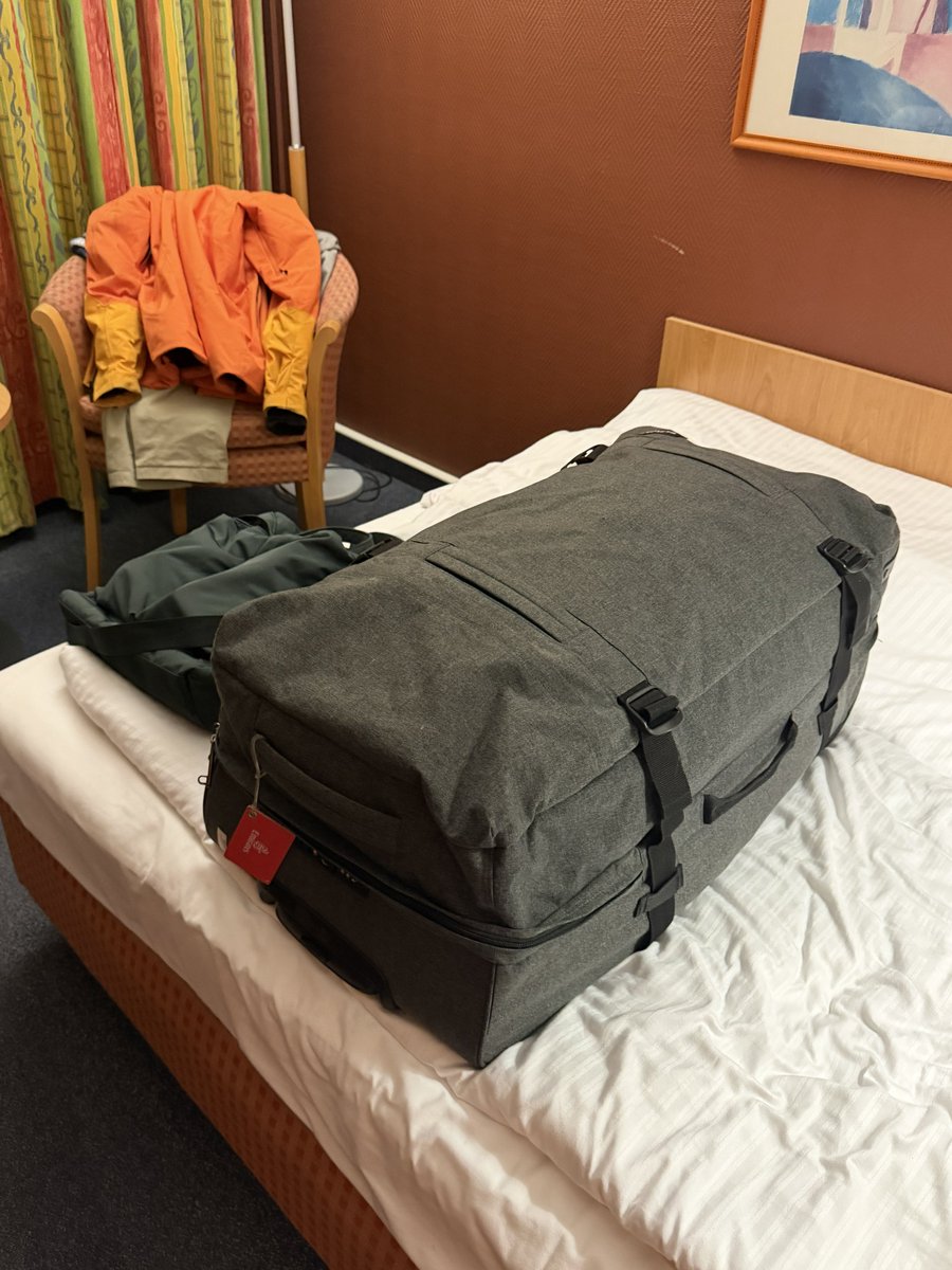 Det eneste der holder min rejselyst på et acceptabelt niveau, er hvor meget jeg hader at pakke…