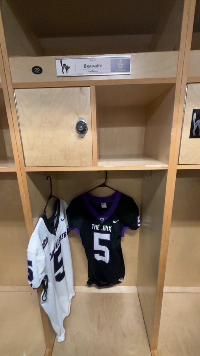 Riley46366's tweet image. After an amazing official visit, i'm blessed to receive an offer from Southwestern.
Thank you! @CoachGriffSC