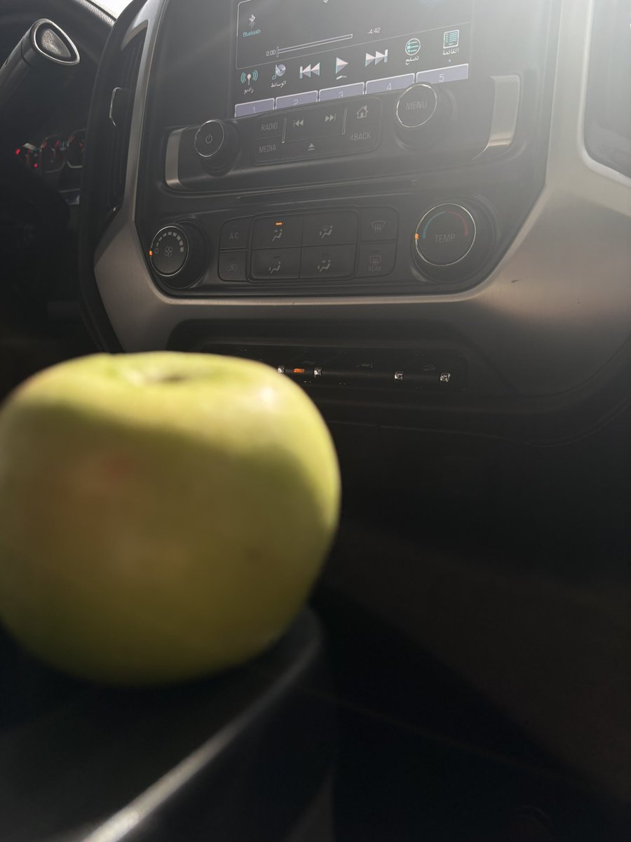 라일라 tweet media