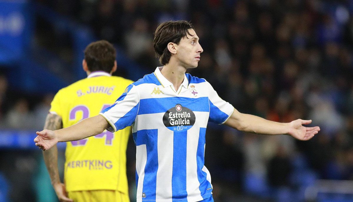 Mi chaval. Mi tocayo. Otro de mis muchachos.

Qué bien le viene a Samuele Mulattieri este gol en un momento tan clave de la temporada con el bloqueo que traía.

Para mi es el mejor delantero que podría tener este Dépor hablando de contextos y perfiles con los que asociarse.

Me