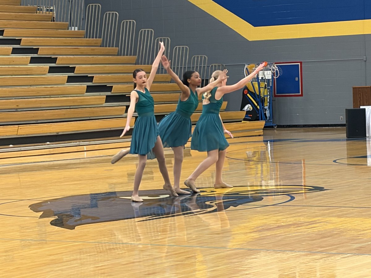 Santa Fe Trail Middle School tweet media