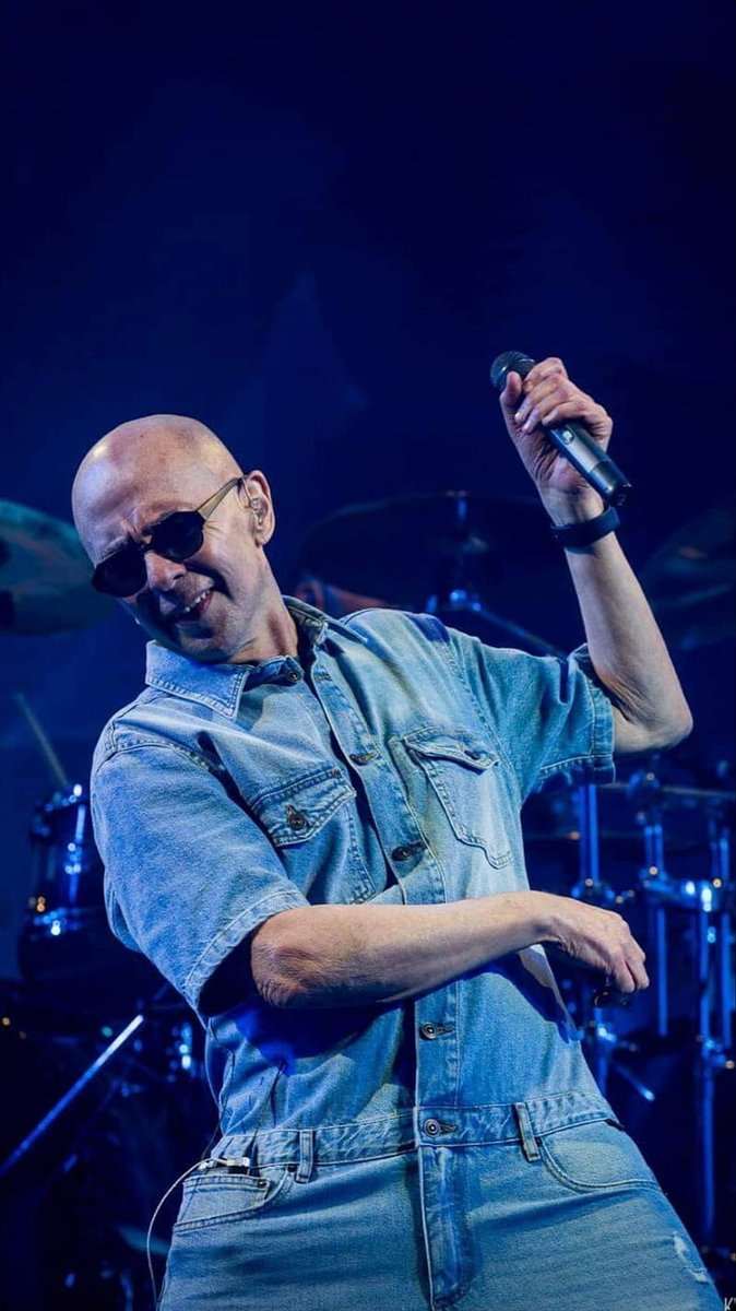 NotRodriguezXII's tweet image. Dos pilares. Feliz cumpleaños a ambos.