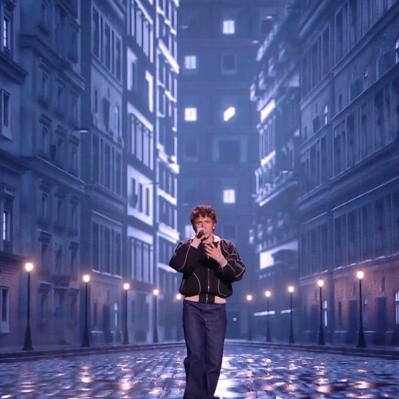 YOUNG PEOPLE tweet media