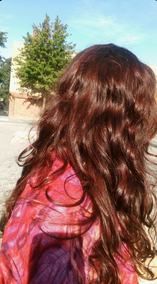 VioletSmiling3's tweet image. I feel like when I get skinny I'm going to grow my hair long again. Although I'm worried it won't look the same because I've lost handfuls and handfuls and it's so much thinner now. It used to be so thick and glorious. I miss it.