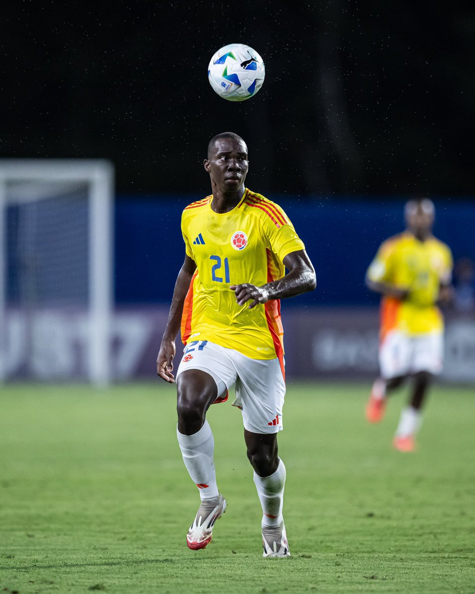 Muchos scoutings están hablando del crecimiento del jugador y de la proyección que tiene el juvenil de América de Cali. Tengo expectativas con Kevin Ángulo para este semestre si América sigue teniendo inconvenientes con  conseguir un delantero.