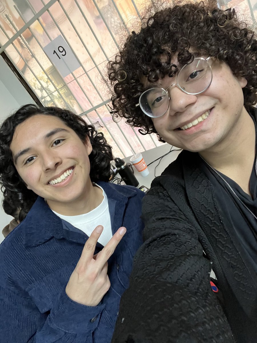 Akiraveed tweet media