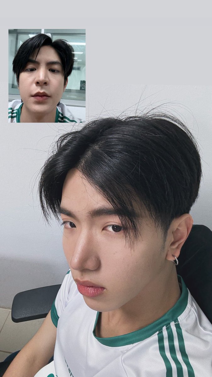 keenkeno_sp's tweet image. แปะหน้าคนไม่นอนกับคนนอนสามทุ่ม