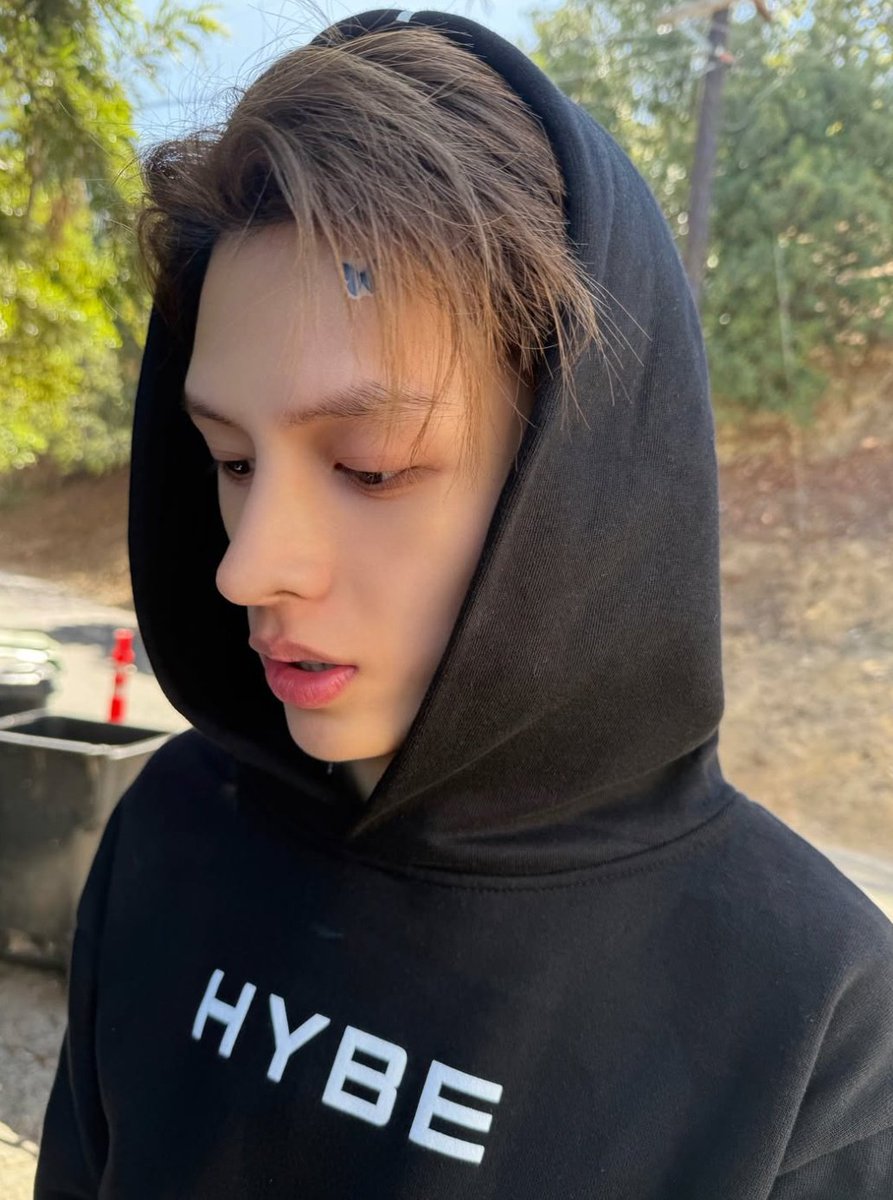 everims's tweet image. idk if it's an odd thing to say but i love James's nose so bad