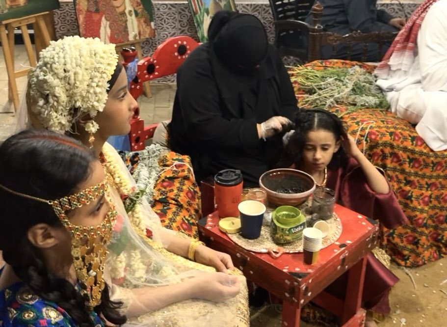 AFAGYOUTHAS's tweet image. أسهمت جمعية آفاق الشبابية بضمد في تنظيم فعالية «ليلة ضمد» ضمن مهرجان جازان 2026 بجهود متطوعيها، وتحت إشراف مدير وحدة التطوع سلطان الأمير، في مشاركة تجسّد الدور المجتمعي للجمعية وتبرز تميّز متطوعيها وإسهامهم في نجاح الفعالية
#جمعية_آفاق_الشبابية 
#ليلة_ضمد 
#مهرجان_جازان