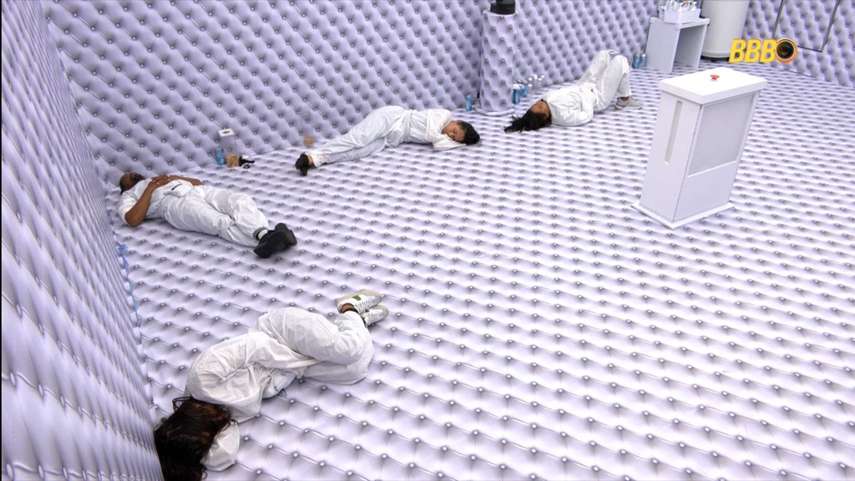 InfoManicomers's tweet photo. 🚨 NÃO TEM ATUALIZAÇÃO! 

Eles dormem desde às 16h40, e estão extremamente exausto. Não temos mais o que postar! 

Perdeu o timing essa dinâmica… #BBB26 https://t.co/oOWQIT4DAq