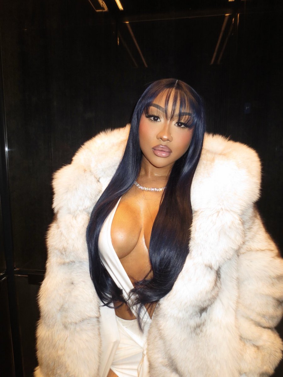 AriTheDon's tweet image. My year.