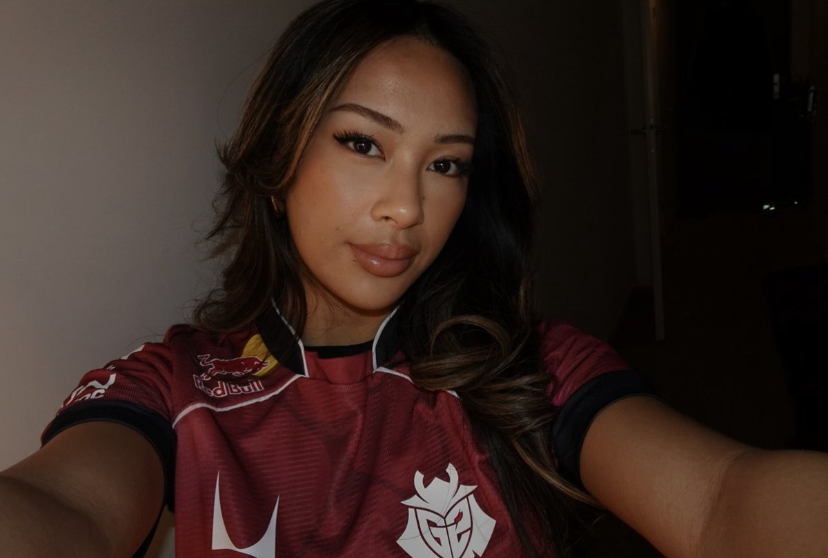 G2 amy tweet media