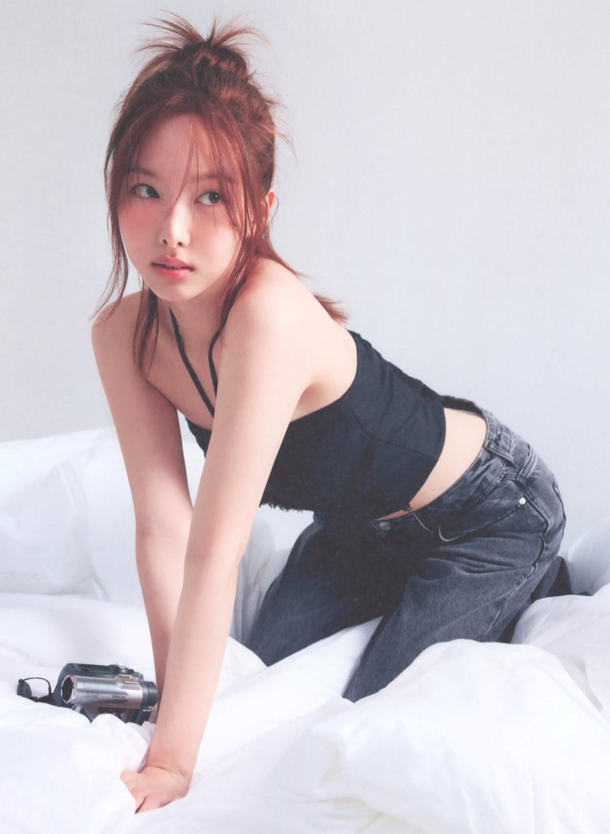 imnayeonarchive's tweet image. 