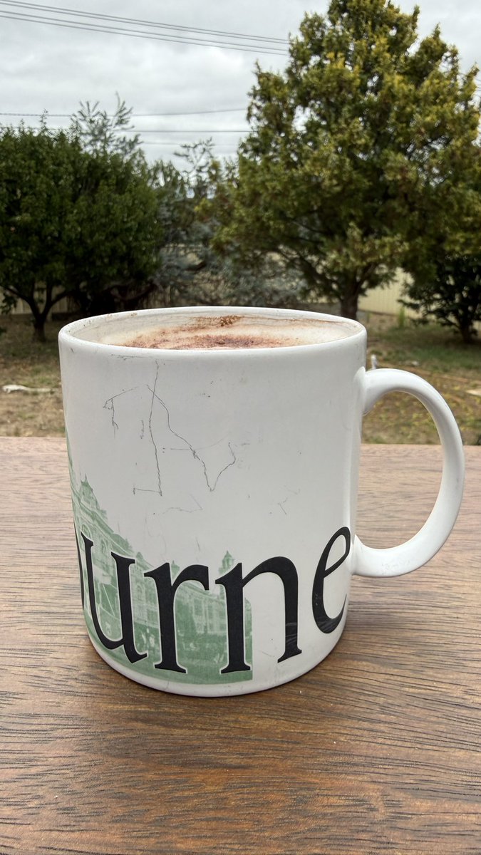 wapple15's tweet photo. Good morning #Canberra with a #CoffeeView running at about 20 shades of grey. โ๏ธโ๏ธโ๏ธโ๏ธ https://t.co/iz83nLCbut