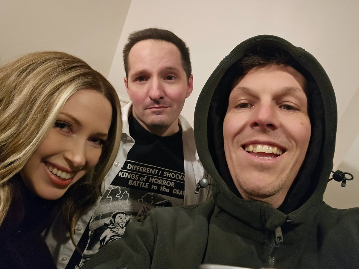 schlock awe tweet media