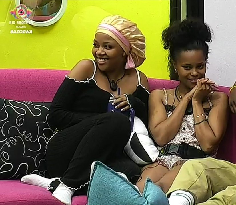 Mandisa28493956's tweet photo. My sismance❤️
Neliswa and Liema 😍❤️
#BBMzansi #BBMzansiS6 https://t.co/dDFyQ4XzvL