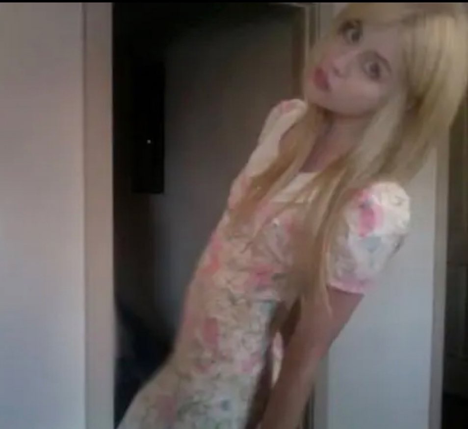 ☯︎ (@estoteriq) on Twitter photo 